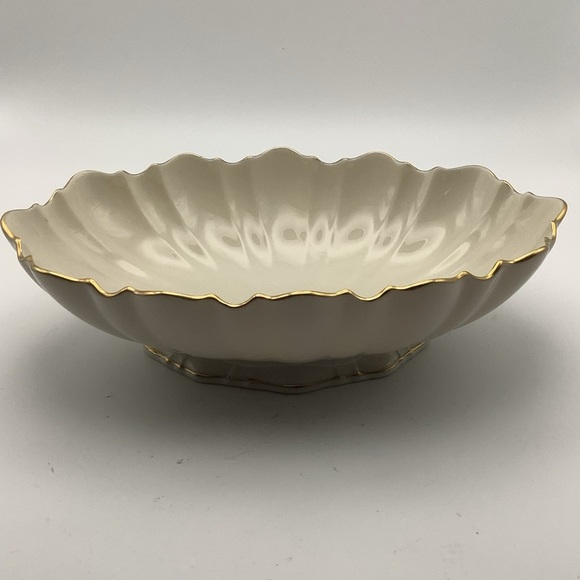 Lenox Oval Scalloped Serving Bowl - Picture 3 of 9